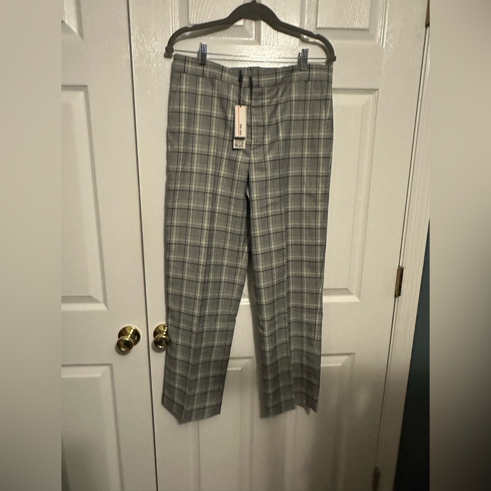 NWT WE-AR4 Trousers